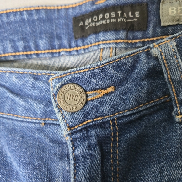 Aeropostale Women's Jean Bermuda Cuffed Distressed Shorts Size 8 - Picture 9 of 15